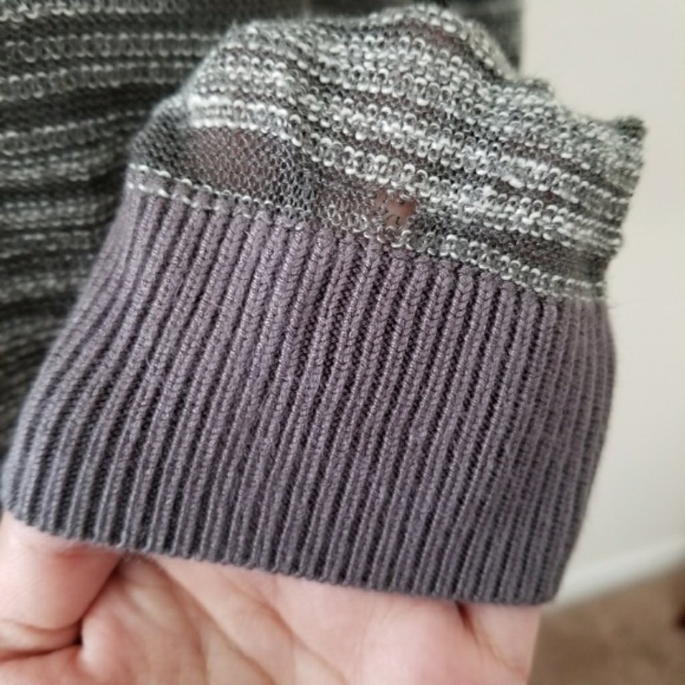 Loft Lightweight Pullover Sweater Small - image 3